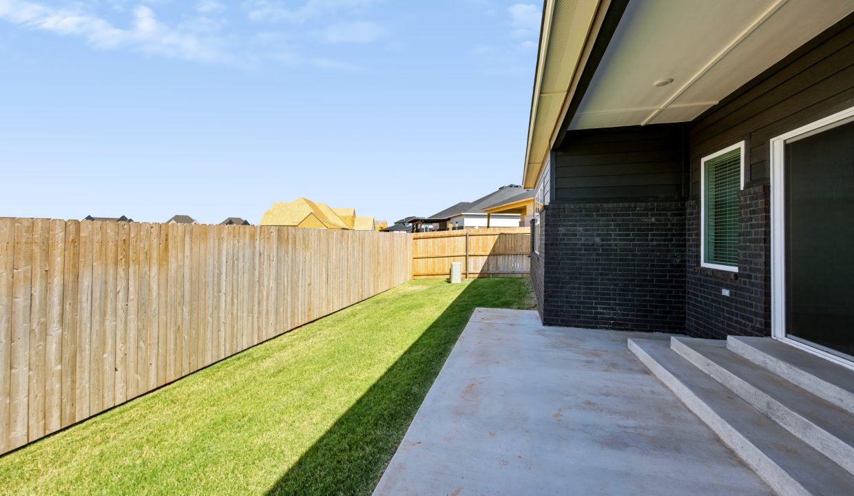 4225 NW 180th St (57)
