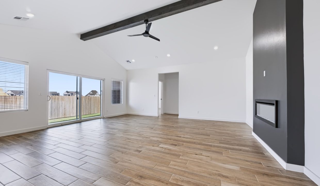 4225 NW 180th St (30) Large