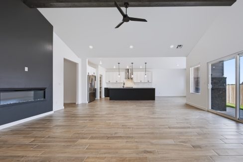 4225 NW 180th St (34) Large