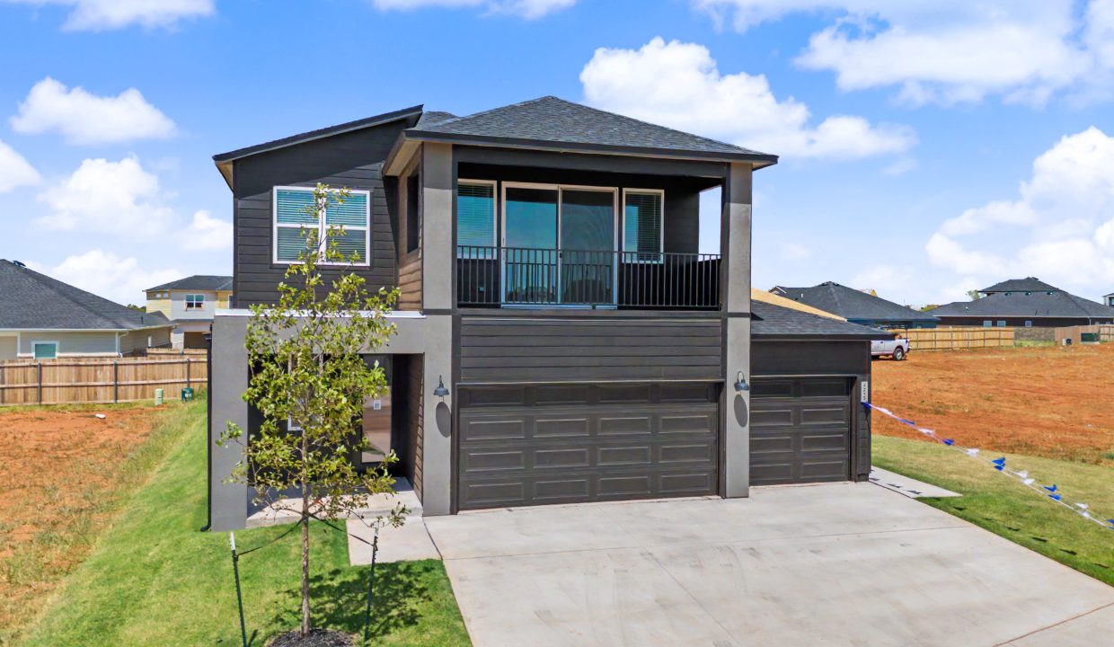 4213 NW 180th Ter (1)