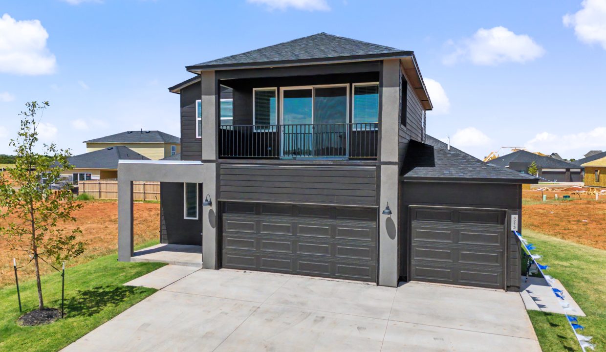 4213 NW 180th Ter (3)
