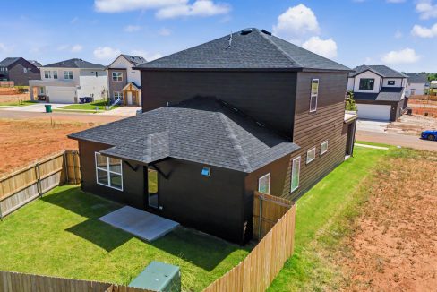 4213 NW 180th Ter (8)