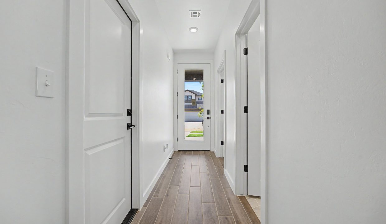4213 NW 180th Ter (10)
