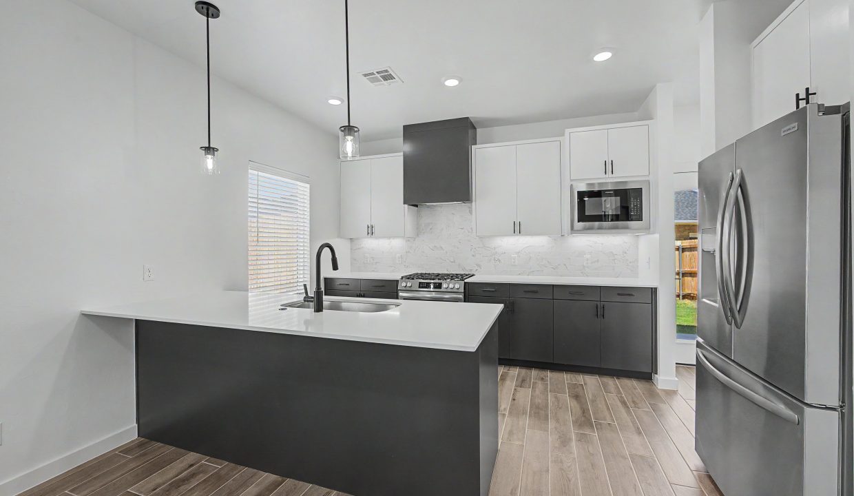 4213 NW 180th Ter (20)