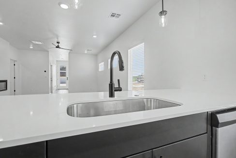 4213 NW 180th Ter (24)