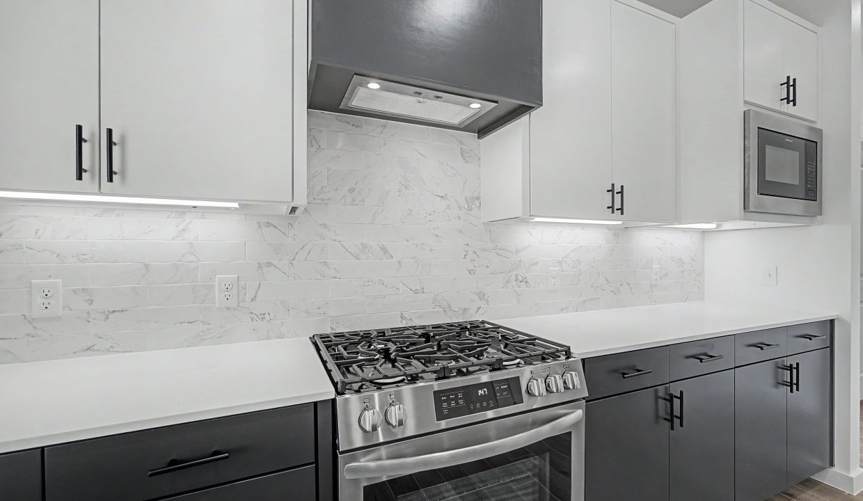 4213 NW 180th Ter (25)