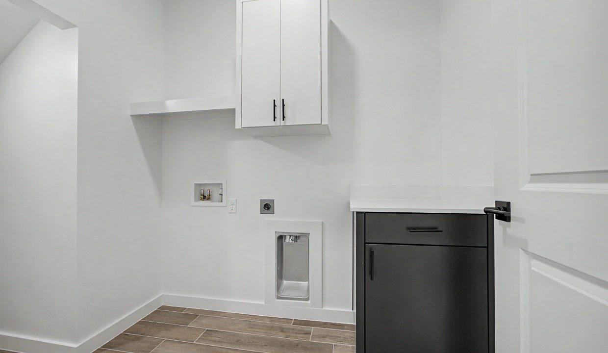 4213 NW 180th Ter (38)