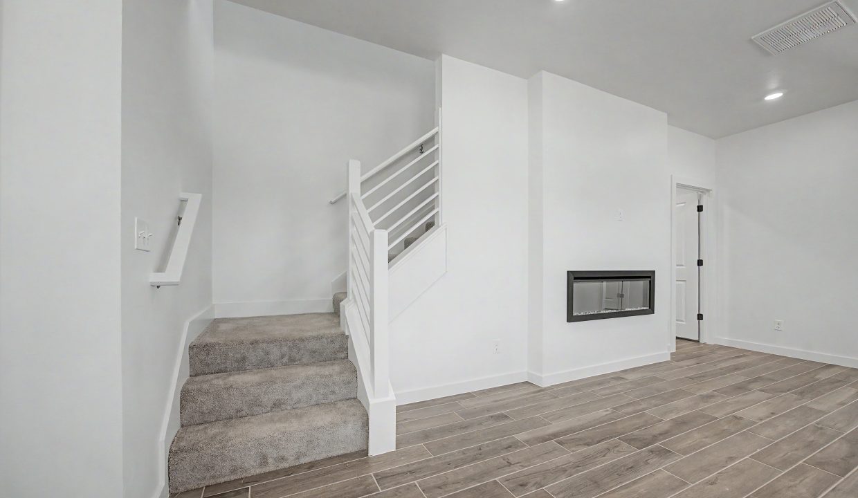 4213 NW 180th Ter (40)