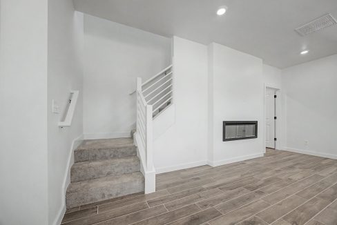 4213 NW 180th Ter (40)