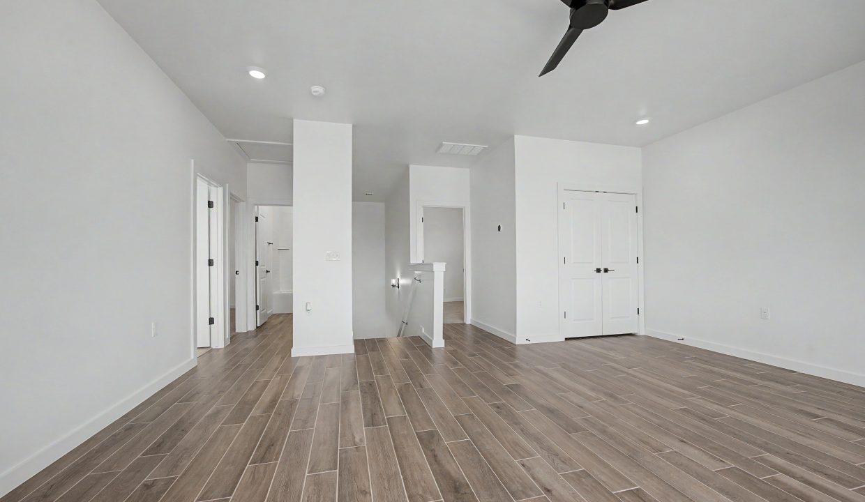 4213 NW 180th Ter (44)