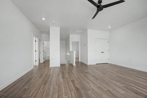 4213 NW 180th Ter (44)