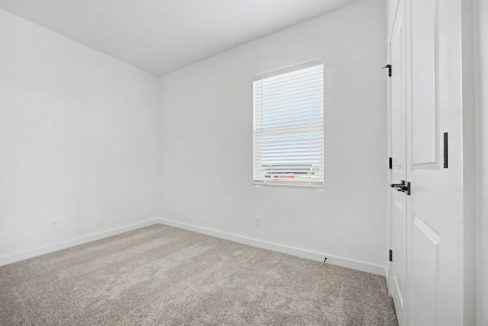 4213 NW 180th Ter (57)