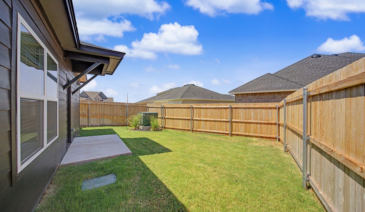 4213 NW 180th Ter (62)