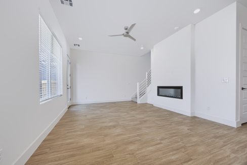 2537 NW 130th St (20) Large