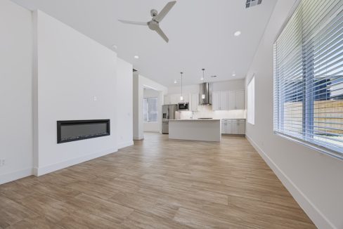 2537 NW 130th St (22) Large