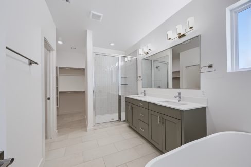 2537 NW 130th St (42) Large